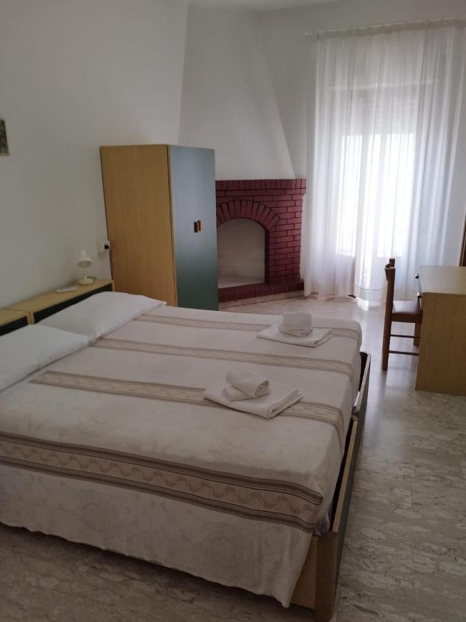 Da Carlino Hotel Peschici Bagian luar foto